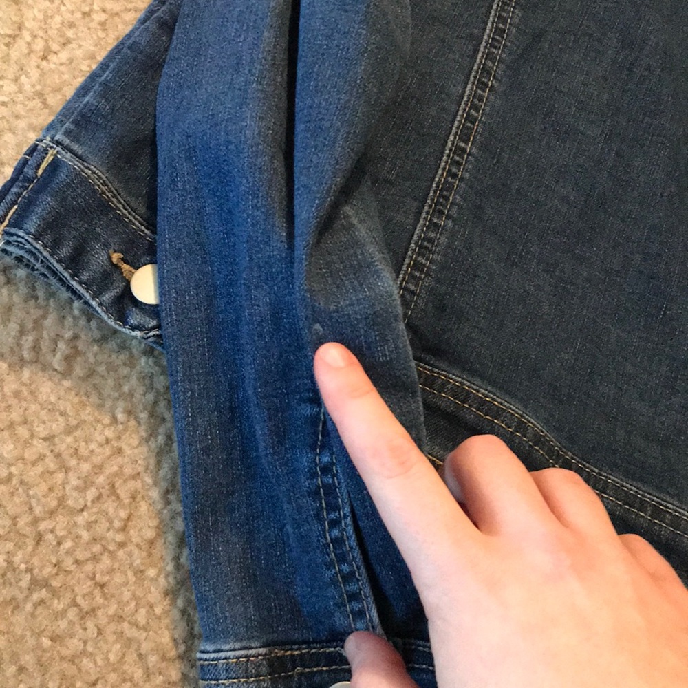 Embroidered Jean jacket - Picture 6 of 7